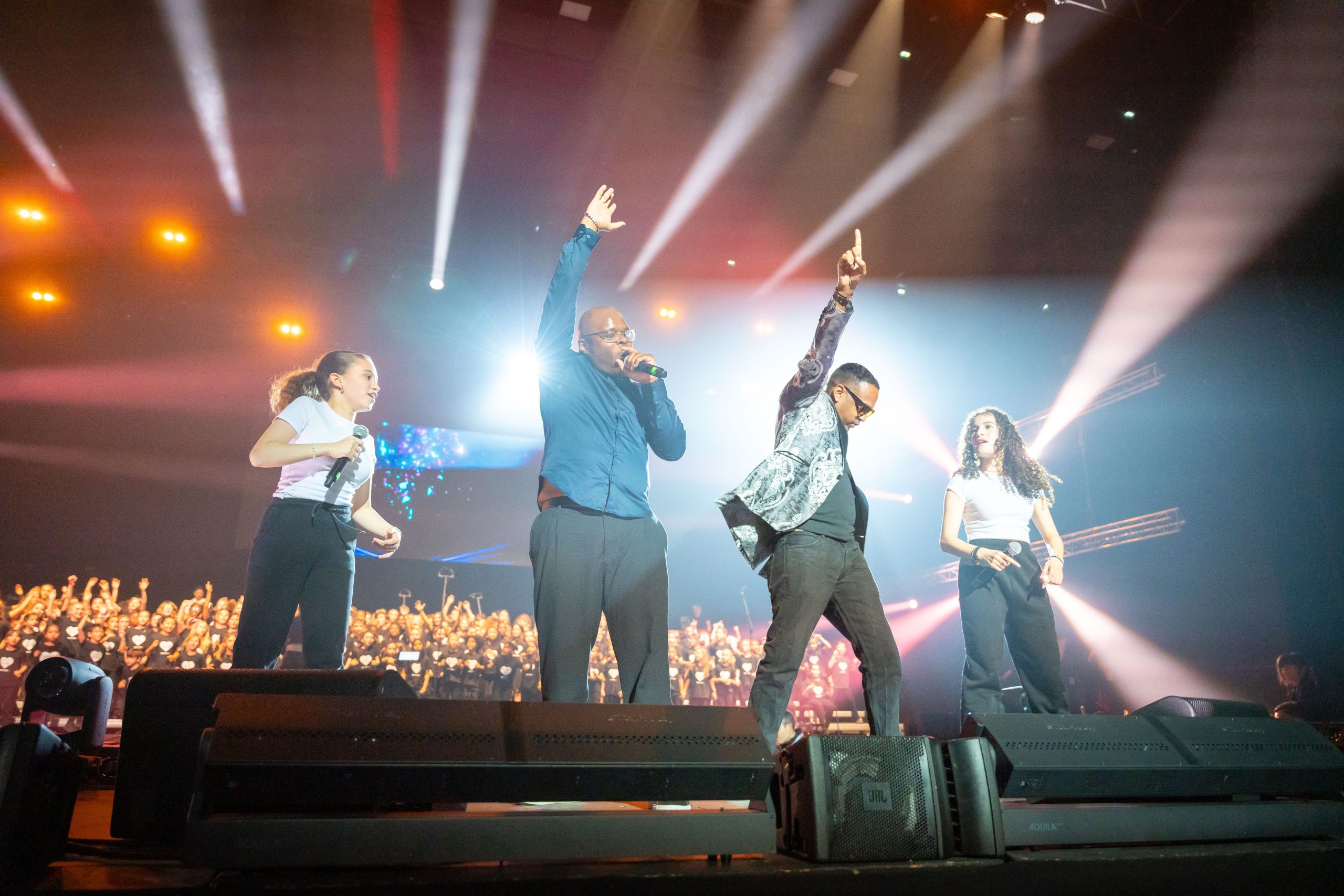 Gospel Kids La Main du coeur au Zenith Suprahead Studio 101