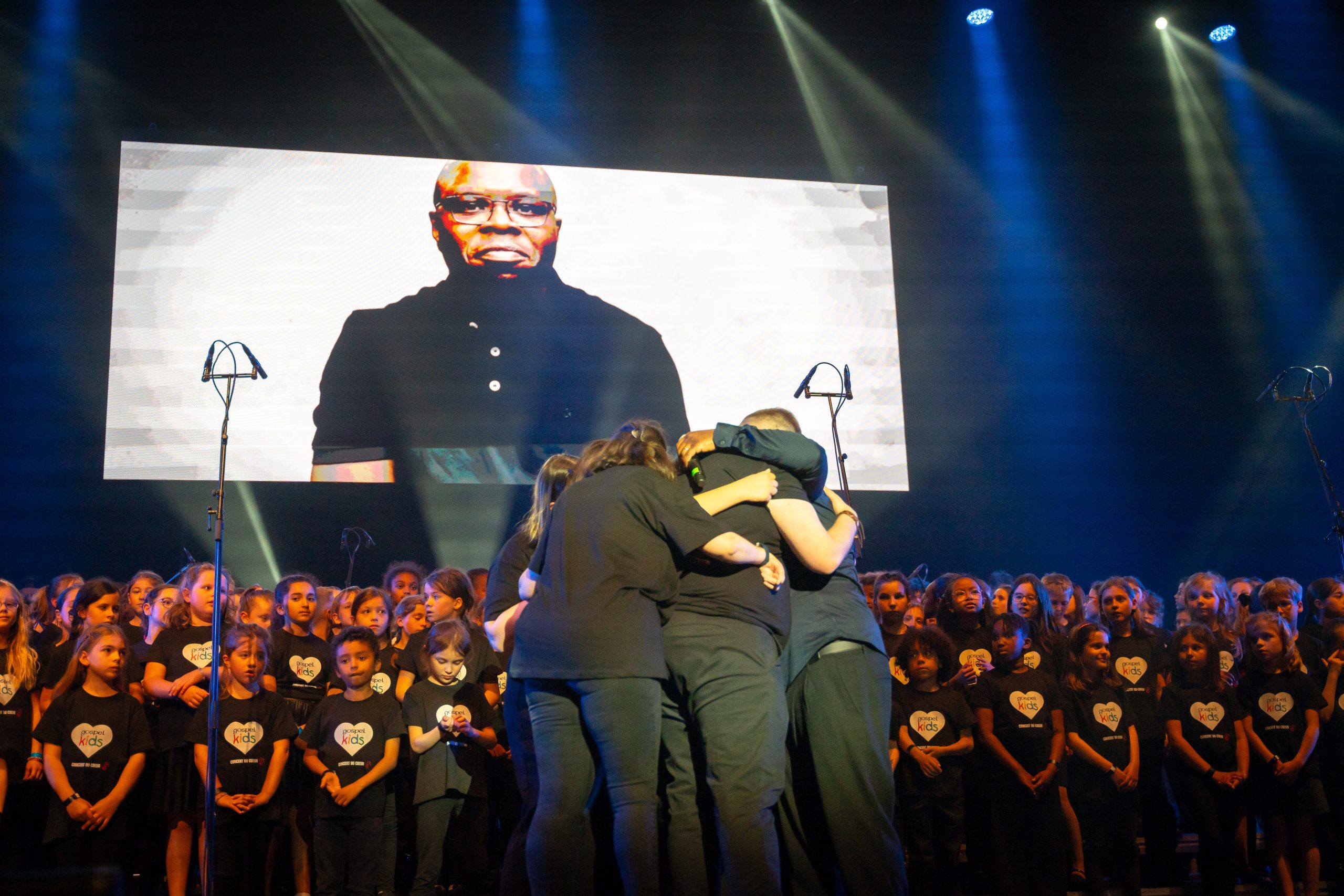 Gospel Kids La Main du coeur au Zenith Suprahead Studio 106
