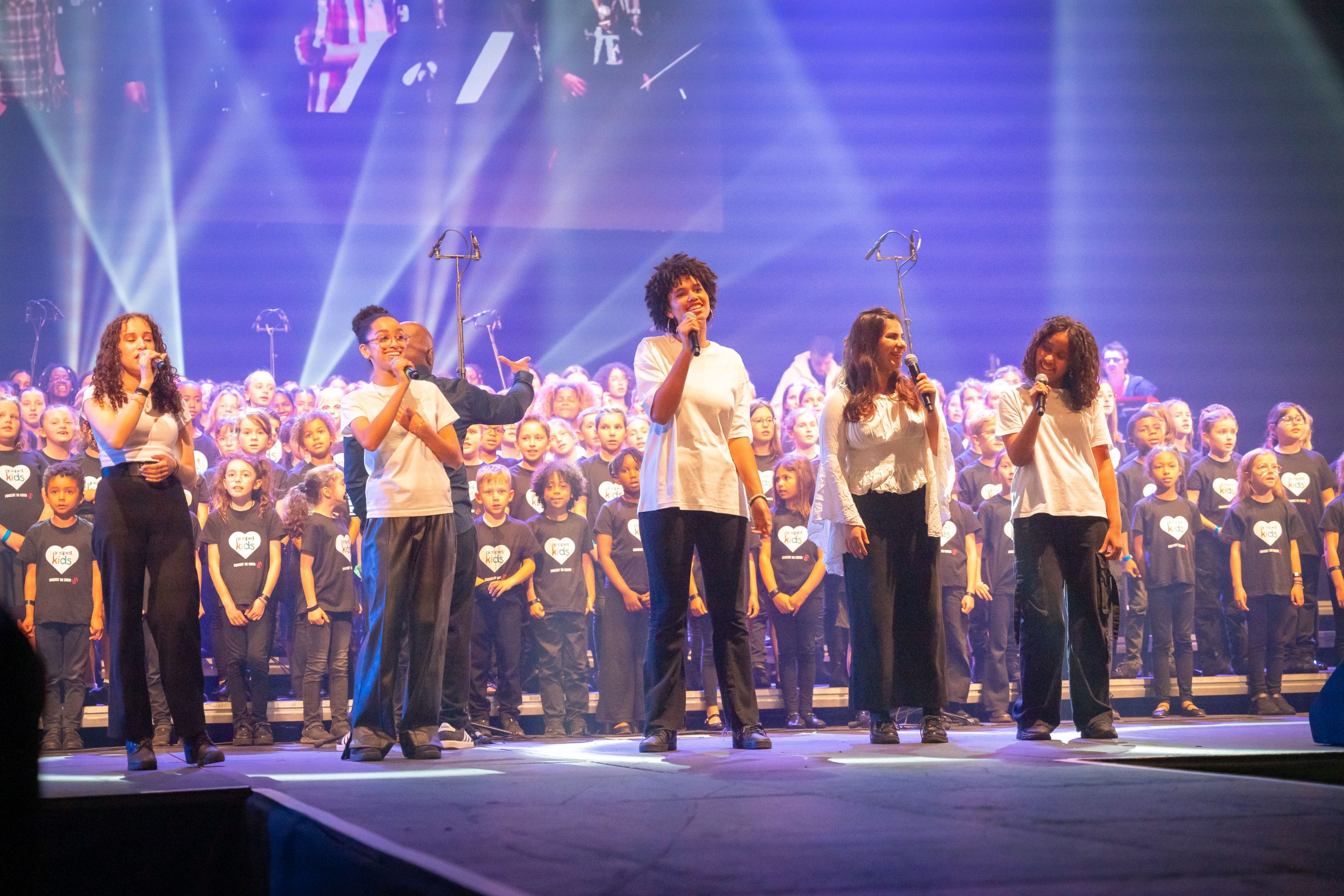 Gospel Kids La Main du coeur au Zenith Suprahead Studio 38