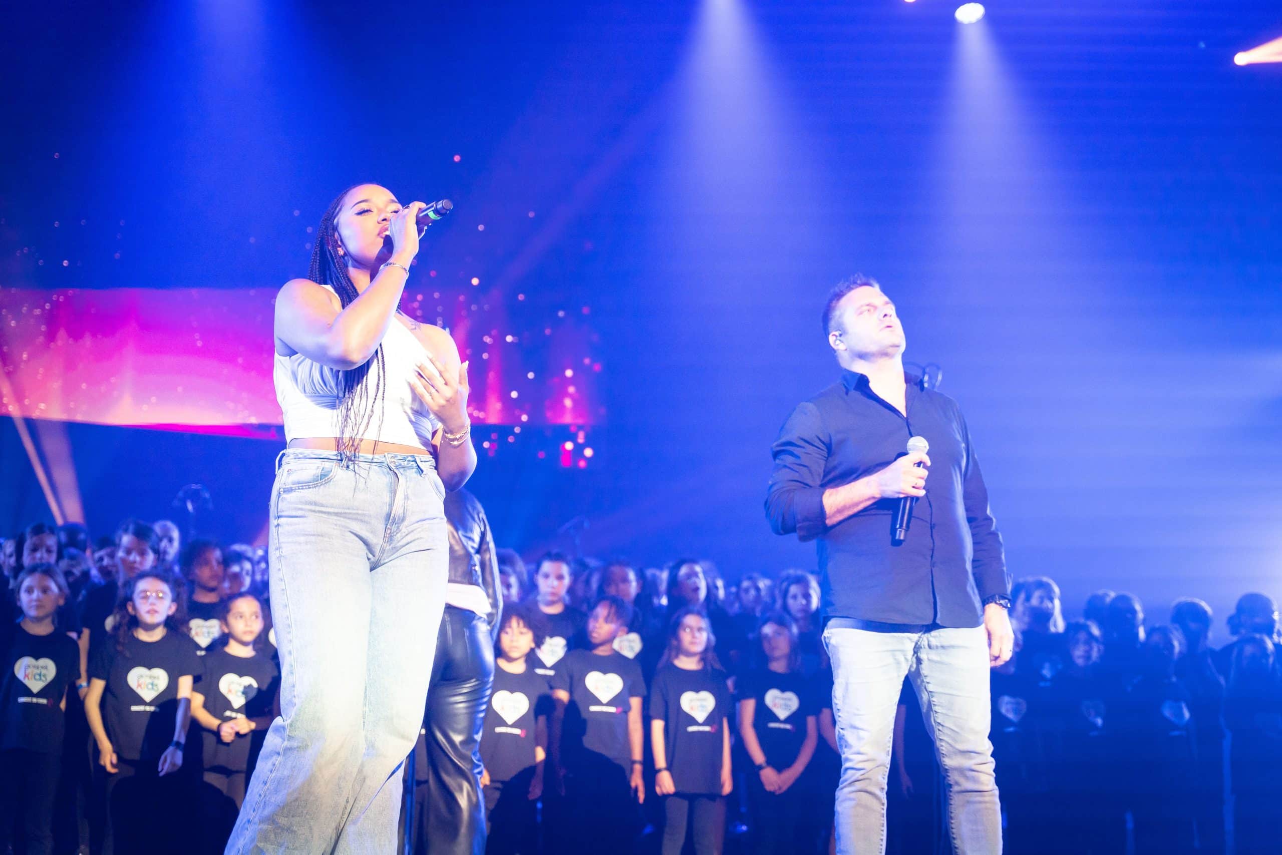 Gospel Kids La Main du coeur au Zenith Suprahead Studio 60