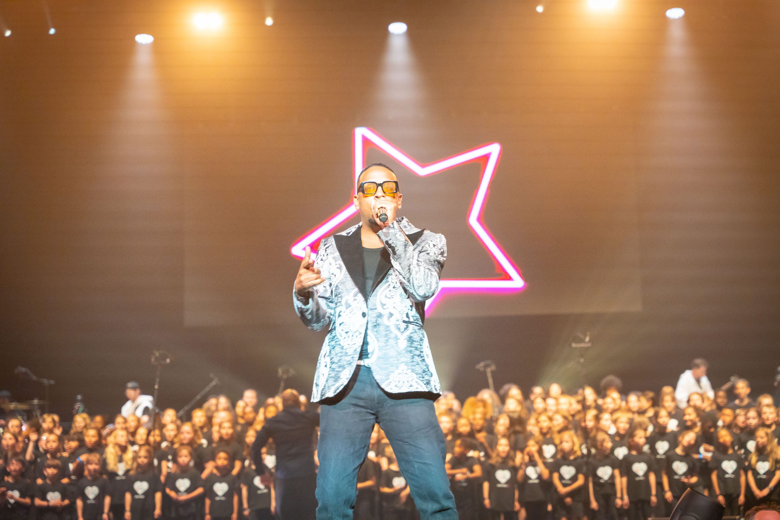 Gospel Kids La Main du coeur au Zenith Suprahead Studio 92