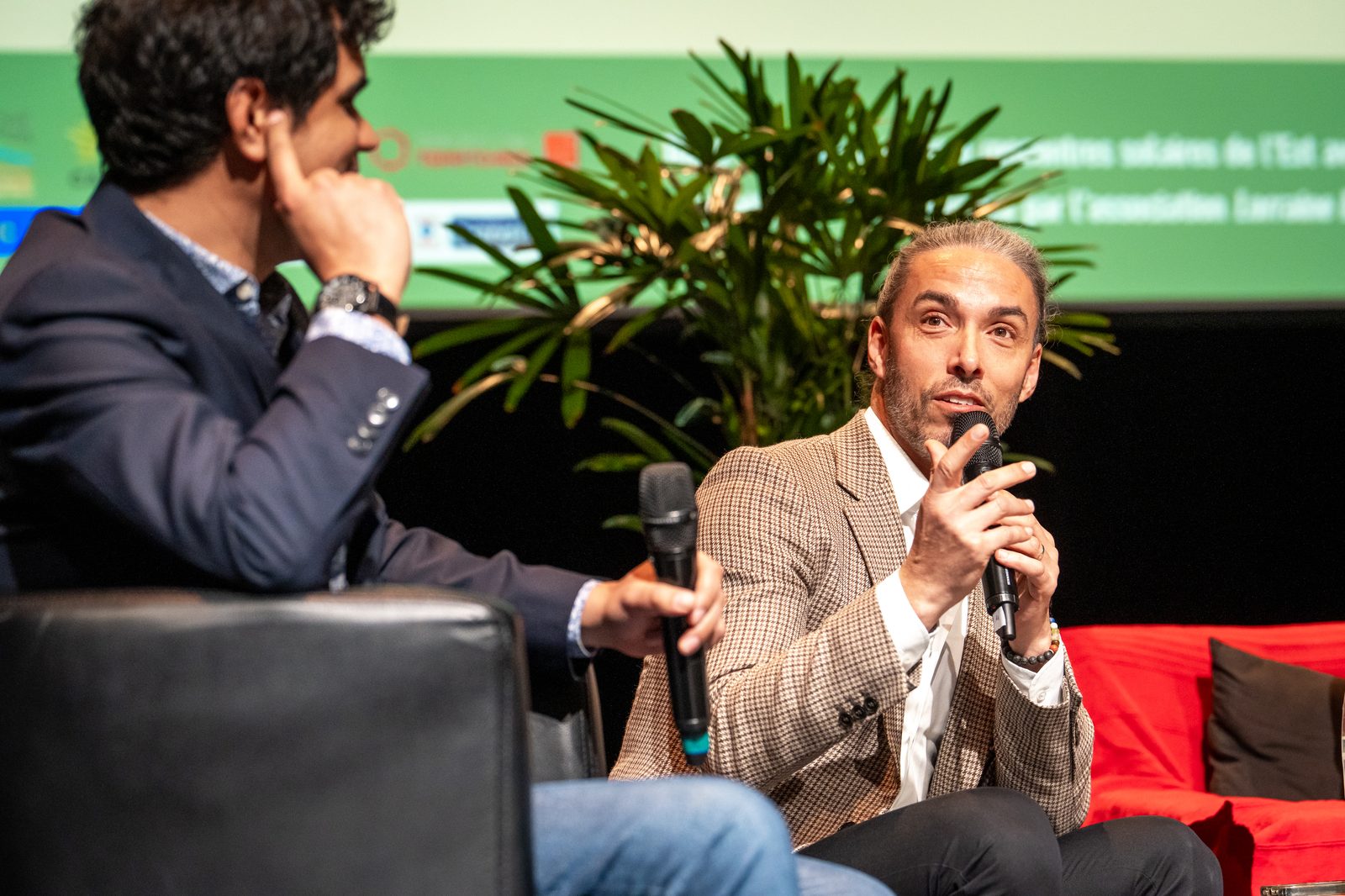 Panel / conférence en salon professionnel — production vidéo corporate Alsace